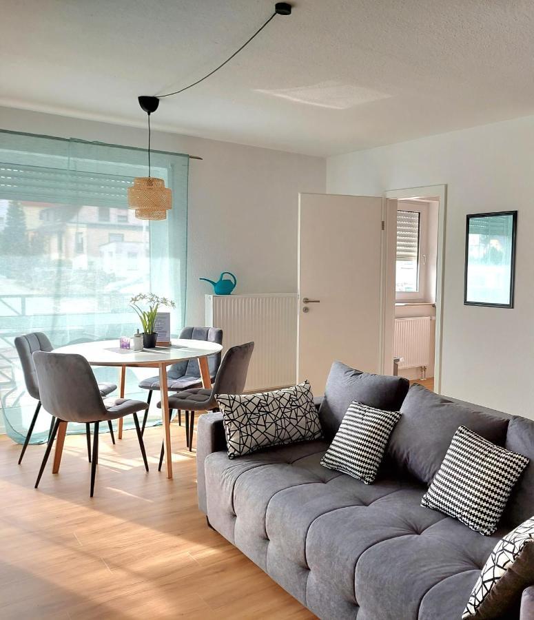 Moderne Wohnung Mit Vollausstattung In Ruhiger Lage, W-Lan Grossrohrsdorf Dış mekan fotoğraf