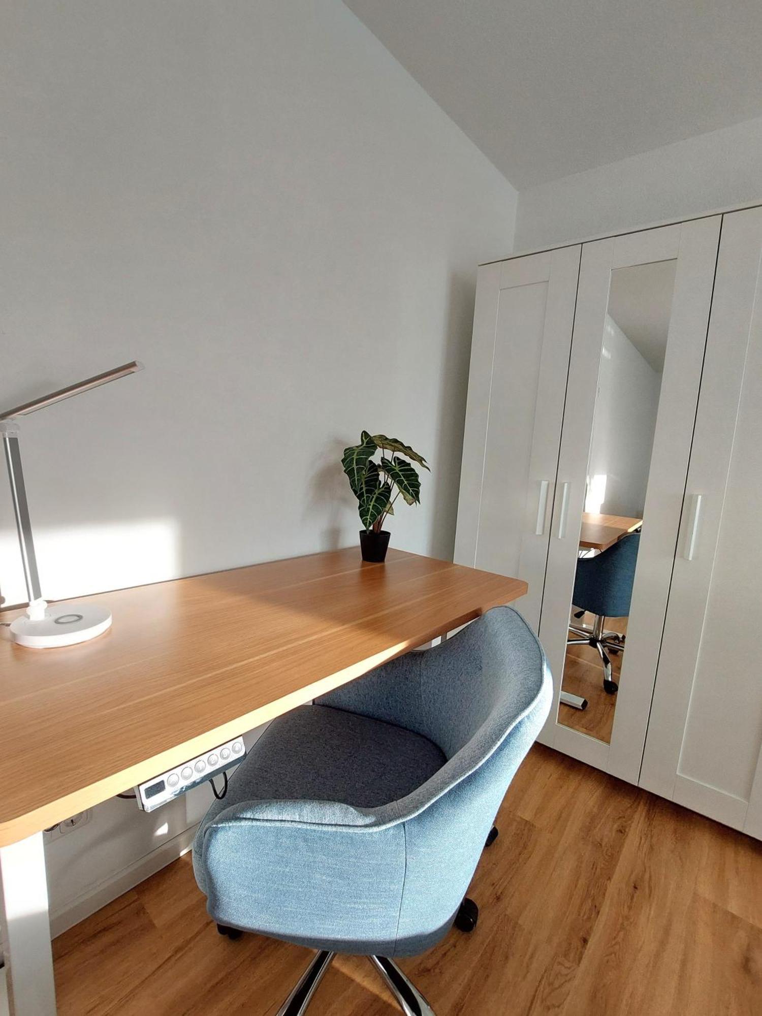 Moderne Wohnung Mit Vollausstattung In Ruhiger Lage, W-Lan Grossrohrsdorf Dış mekan fotoğraf